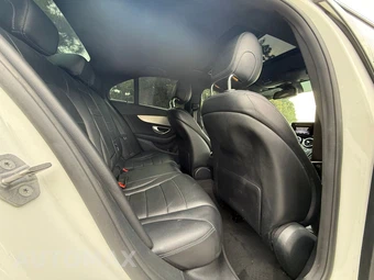 2018 Mercedes-Benz C 300 Sedan - miniatura 12