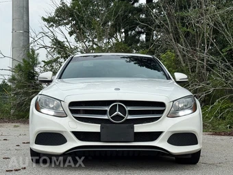 2018 Mercedes-Benz C 300 Sedan - miniatura 2