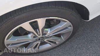 2018 Mercedes-Benz C 300 Sedan – miniatura 30