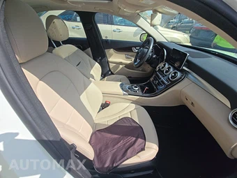 2018 Mercedes-Benz C 300 Sedan – miniatura 8