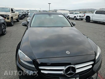 2018 Mercedes-Benz C 300 Sedan - miniatura 2