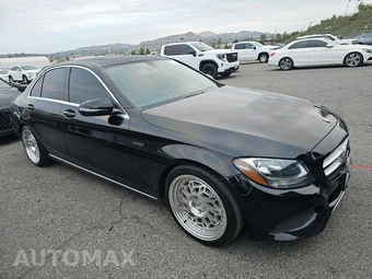 2018 Mercedes-Benz C 300 Sedan - miniatura 3