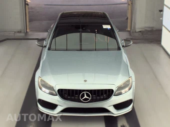 2018 Mercedes-Benz C 300 Sedan - miniatura 2