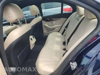 2018 Mercedes-Benz C 300 Sedan - miniatura 13