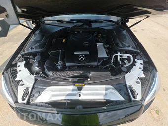 2018 Mercedes-Benz C 300 Sedan - miniatura 15
