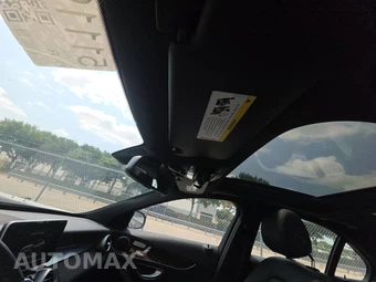 2018 Mercedes-Benz C 300 Sedan - miniatura 17