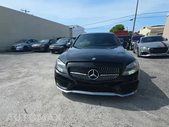 2018 Mercedes-Benz C 300 Sedan – miniatura 2