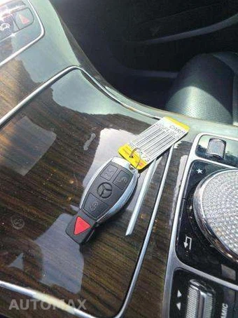 2018 Mercedes-Benz C 300 Sedan – miniatura 9