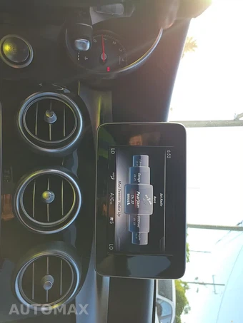 2018 Mercedes-Benz C 300 Sedan – miniatura 19