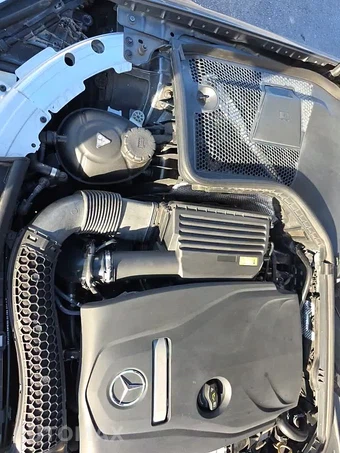 2018 Mercedes-Benz C 300 Sedan – miniatura 23