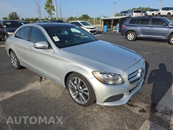 2018 Mercedes-Benz C 300 Sedan - miniatura 3