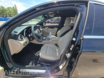 2018 Mercedes-Benz C 350e Sedan - miniatura 3