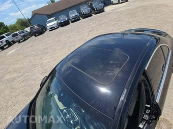 2018 Mercedes-Benz C 350e Sedan - miniatura 9