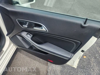 2018 Mercedes-Benz CLA 250 4MATIC - miniatura 18