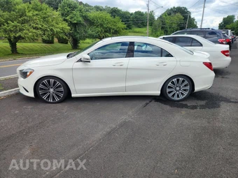 2018 Mercedes-Benz CLA 250 4MATIC - miniatura 4
