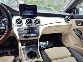 2018 Mercedes-Benz CLA 250 4MATIC - miniatura 33