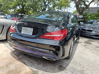 2018 Mercedes-Benz CLA 250 4MATIC - miniatura 9