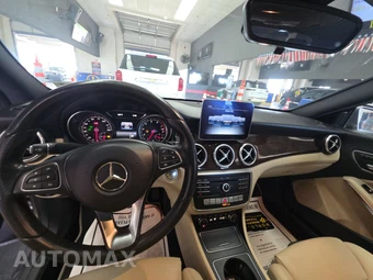 2018 Mercedes-Benz CLA 250 4MATIC - miniatura 11