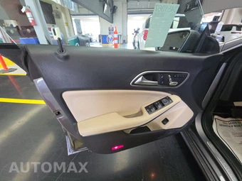 2018 Mercedes-Benz CLA 250 4MATIC - miniatura 9