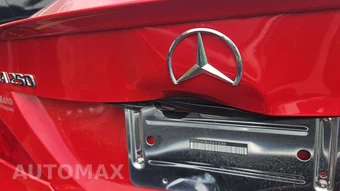 2018 Mercedes-Benz CLA 250 4MATIC - miniatura 14