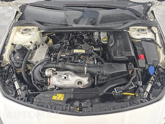 2018 Mercedes-Benz CLA 250 - miniatura 16