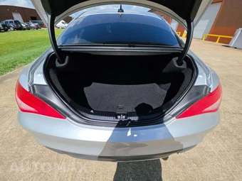 2018 Mercedes-Benz CLA 250 - miniatura 11