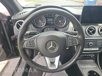 2018 Mercedes-Benz CLA 250 - miniatura 10