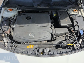 2018 Mercedes-Benz CLA 250 – miniatura 15