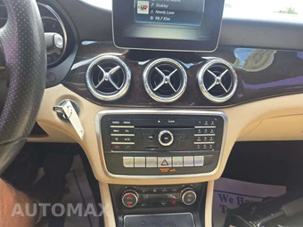 2018 Mercedes-Benz CLA 250 – miniatura 22
