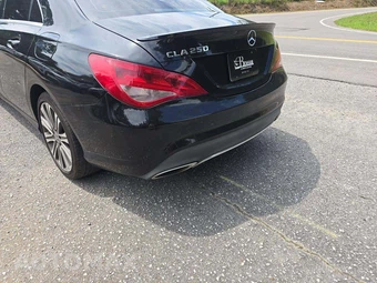 2018 Mercedes-Benz CLA 250 – miniatura 29