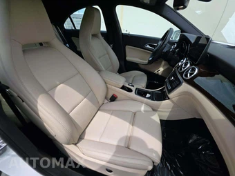 2018 Mercedes-Benz CLA 250 – miniatura 18