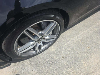 2018 Mercedes-Benz E 300 4MATIC Sedan - miniatura 25