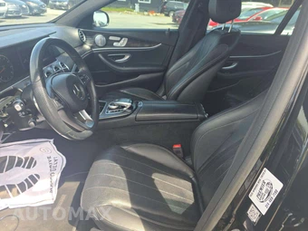 2018 Mercedes-Benz E 300 4MATIC Sedan - miniatura 6