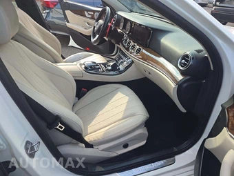 2018 Mercedes-Benz E 300 4MATIC Sedan – miniatura 18