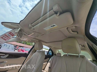 2018 Mercedes-Benz E 300 4MATIC Sedan – miniatura 11