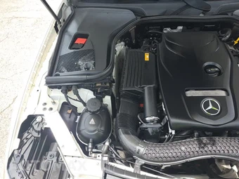 2018 Mercedes-Benz E 300 4MATIC Sedan – miniatura 24