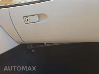 2018 Mercedes-Benz E 300 Sedan - miniatura 19