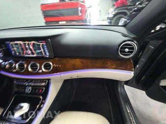 2018 Mercedes-Benz E 300 Sedan - miniatura 19