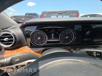 2018 Mercedes-Benz E 300 Sedan – miniatura 12