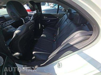 2018 Mercedes-Benz E 300 Sedan – miniatura 13