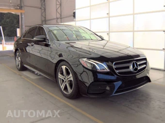 2018 Mercedes-Benz E 300 Sedan – miniatura 3