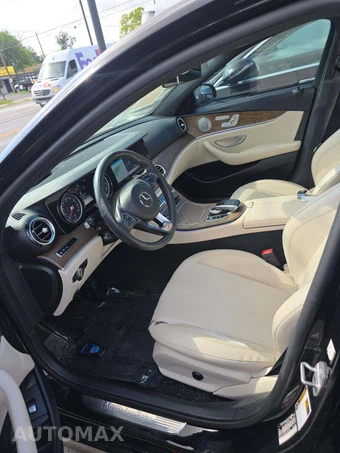 2018 Mercedes-Benz E 300 Sedan - miniatura 6