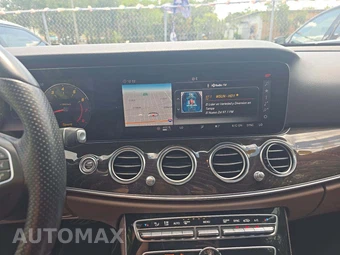 2018 Mercedes-Benz E 300 Sedan - miniatura 10