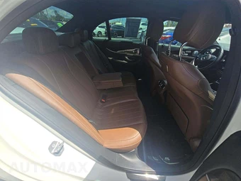 2018 Mercedes-Benz E 300 Sedan - miniatura 16