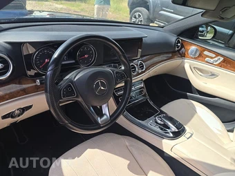 2018 Mercedes-Benz E 300 Sedan – miniatura 11