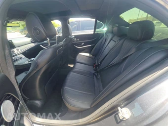 2018 Mercedes-Benz E 300 Sedan – miniatura 13