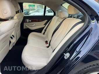2018 Mercedes-Benz E 300 Sedan - miniatura 12