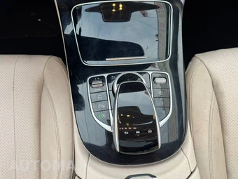 2018 Mercedes-Benz E 300 Sedan - miniatura 21