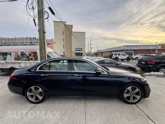2018 Mercedes-Benz E 300 Sedan - miniatura 5