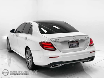 2018 Mercedes-Benz E 300 Sedan - miniatura 12